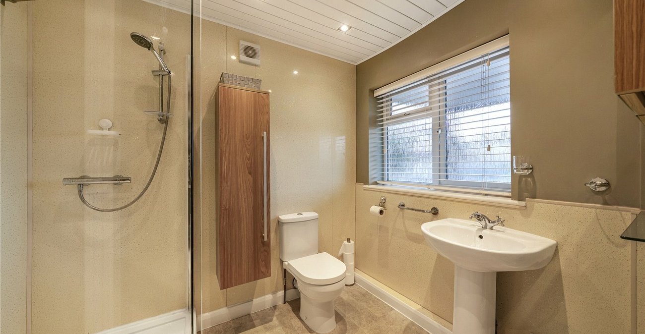 4 bedroom house for sale in Welling | Robinson Jackson