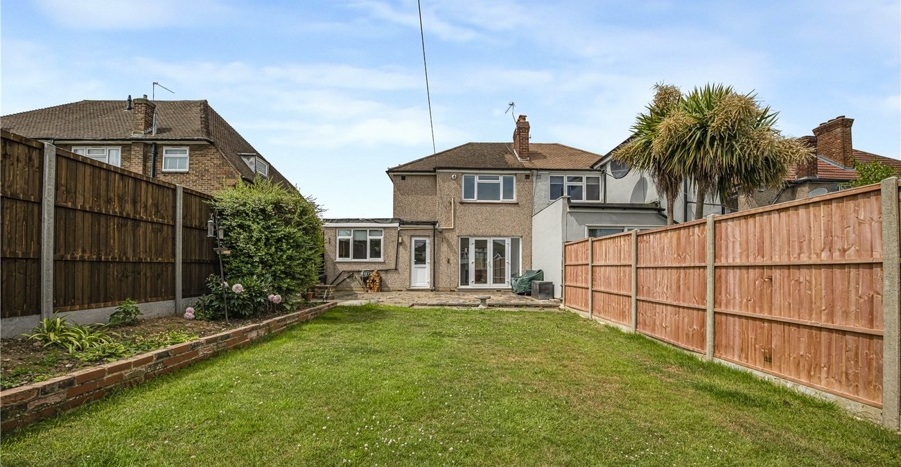 3 bedroom house for sale in Welling | Robinson Jackson