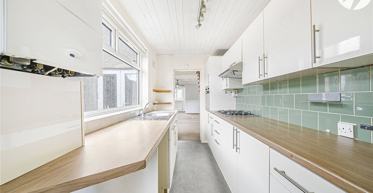 2 bedroom house for sale in West Dartford | Robinson Jackson