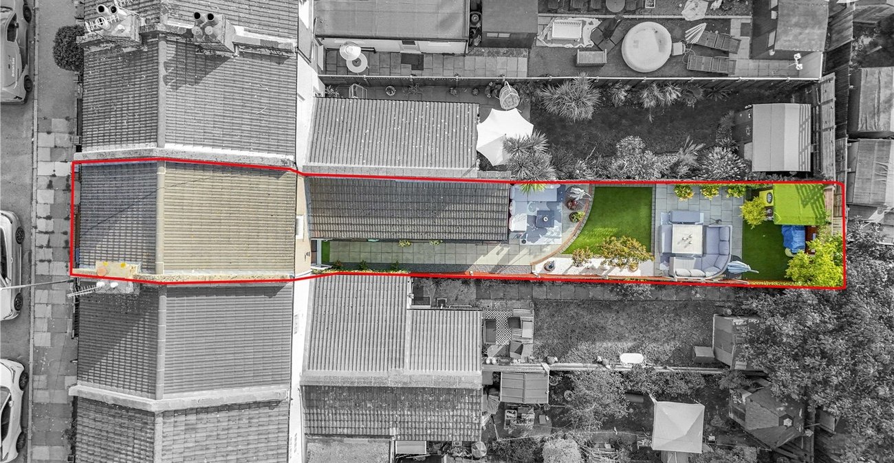 2 bedroom house for sale in West Dartford | Robinson Jackson