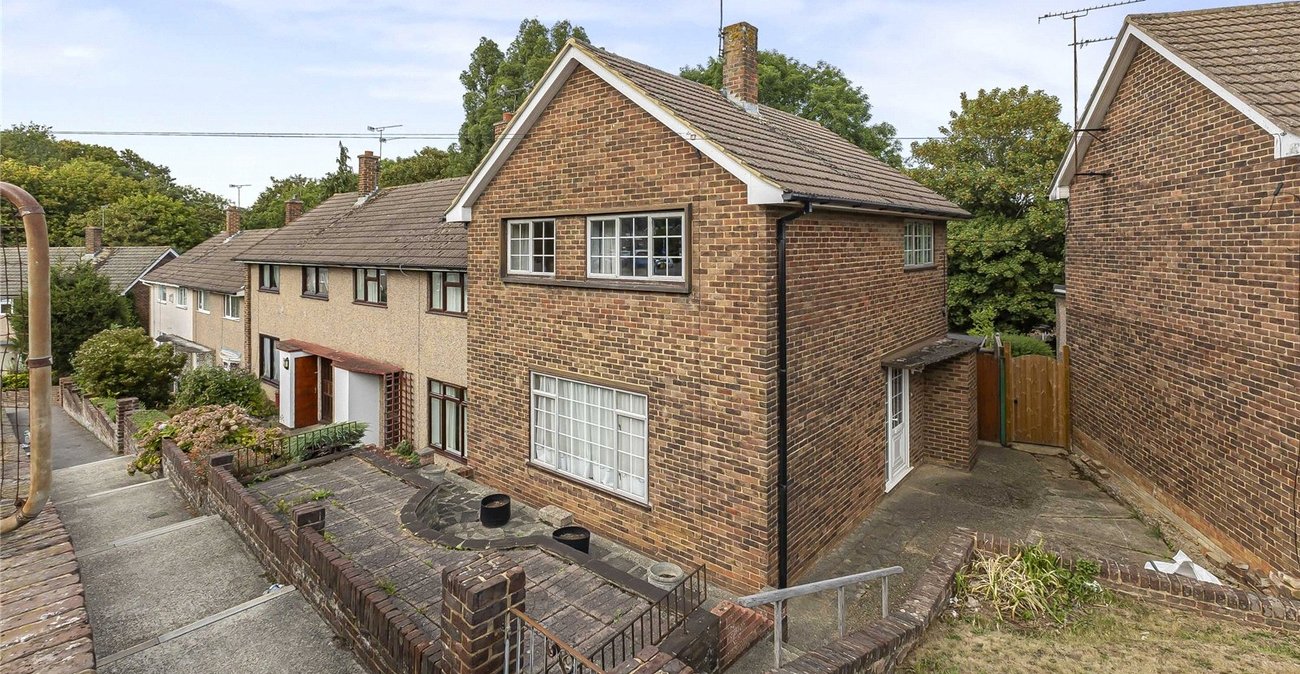 3 bedroom house for sale in Rochester | Robinson Michael & Jackson