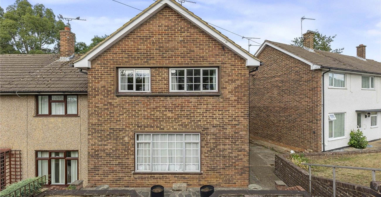 3 bedroom house for sale in Rochester | Robinson Michael & Jackson