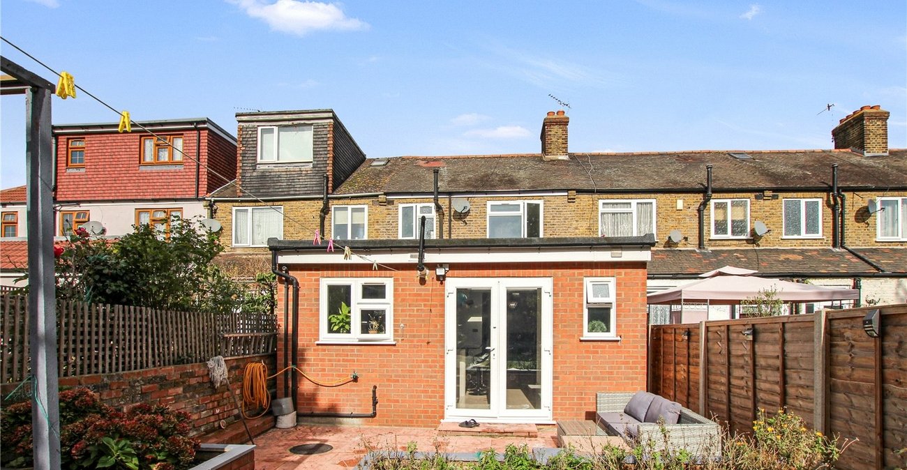 4 bedroom house for sale in Abbey Wood | Robinson Jackson