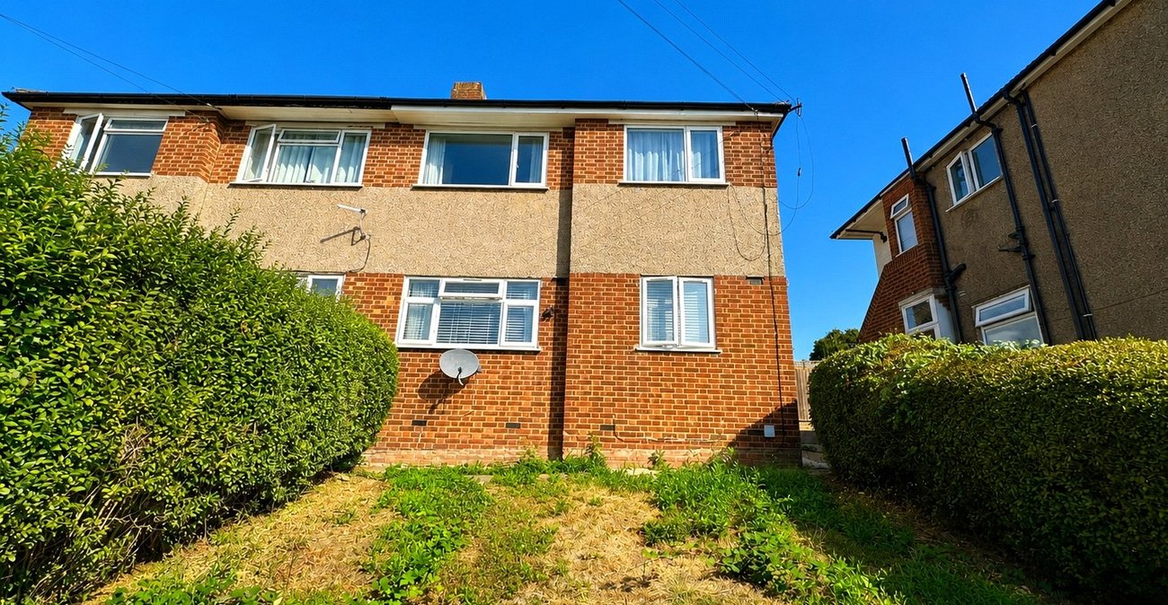 2 bedroom property for sale in Catford | Robinson Jackson