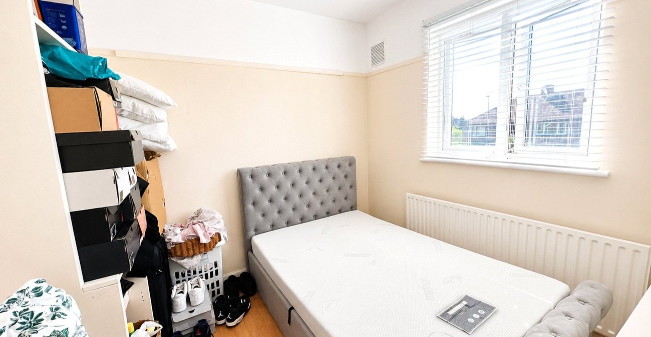2 bedroom property for sale in Catford | Robinson Jackson