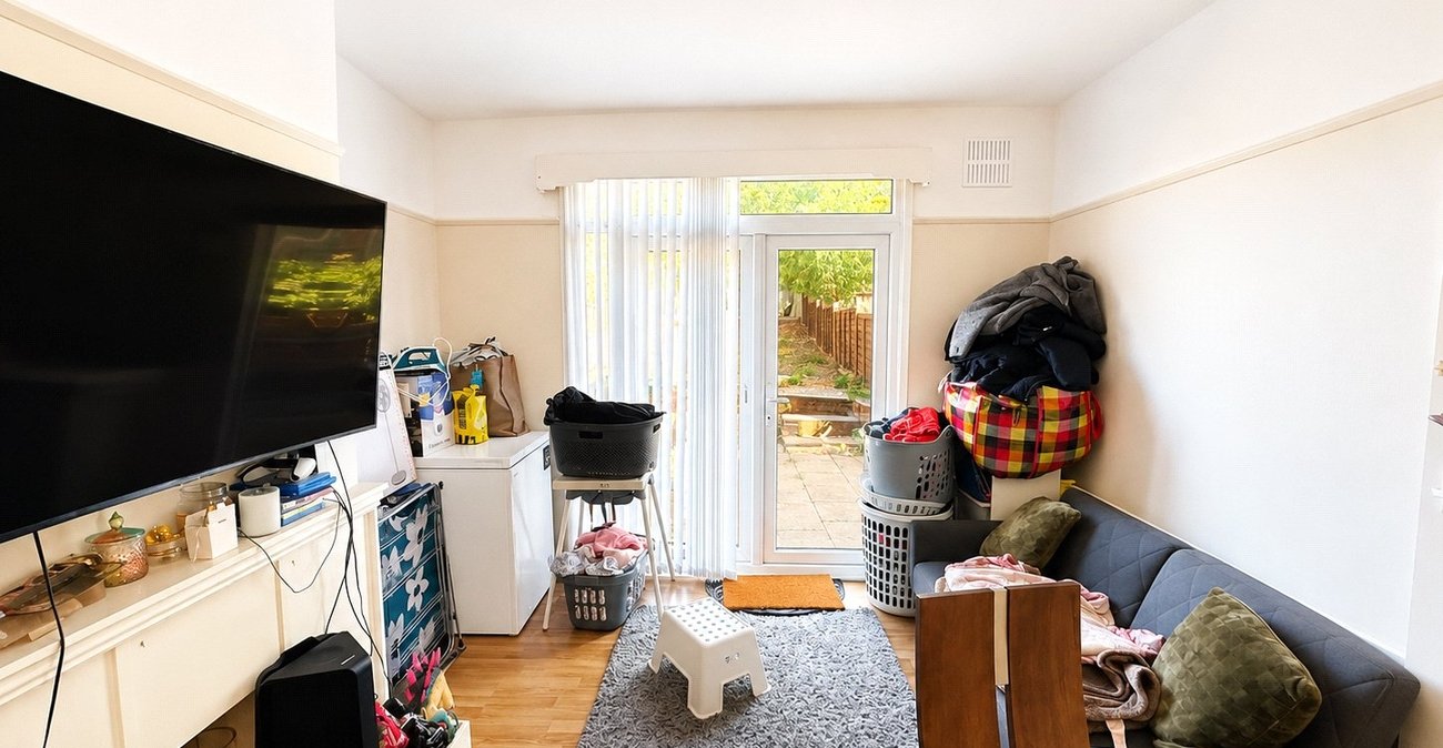 2 bedroom property for sale in Catford | Robinson Jackson