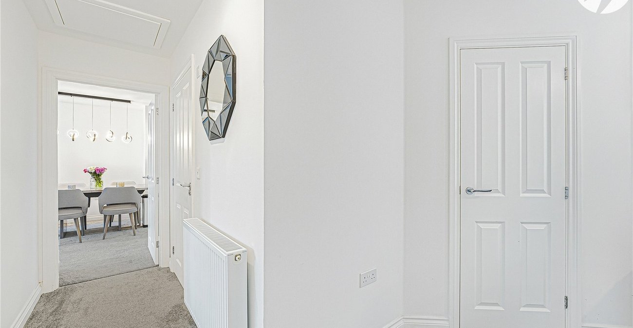 2 bedroom property for sale in Castle Hill | Robinson Jackson