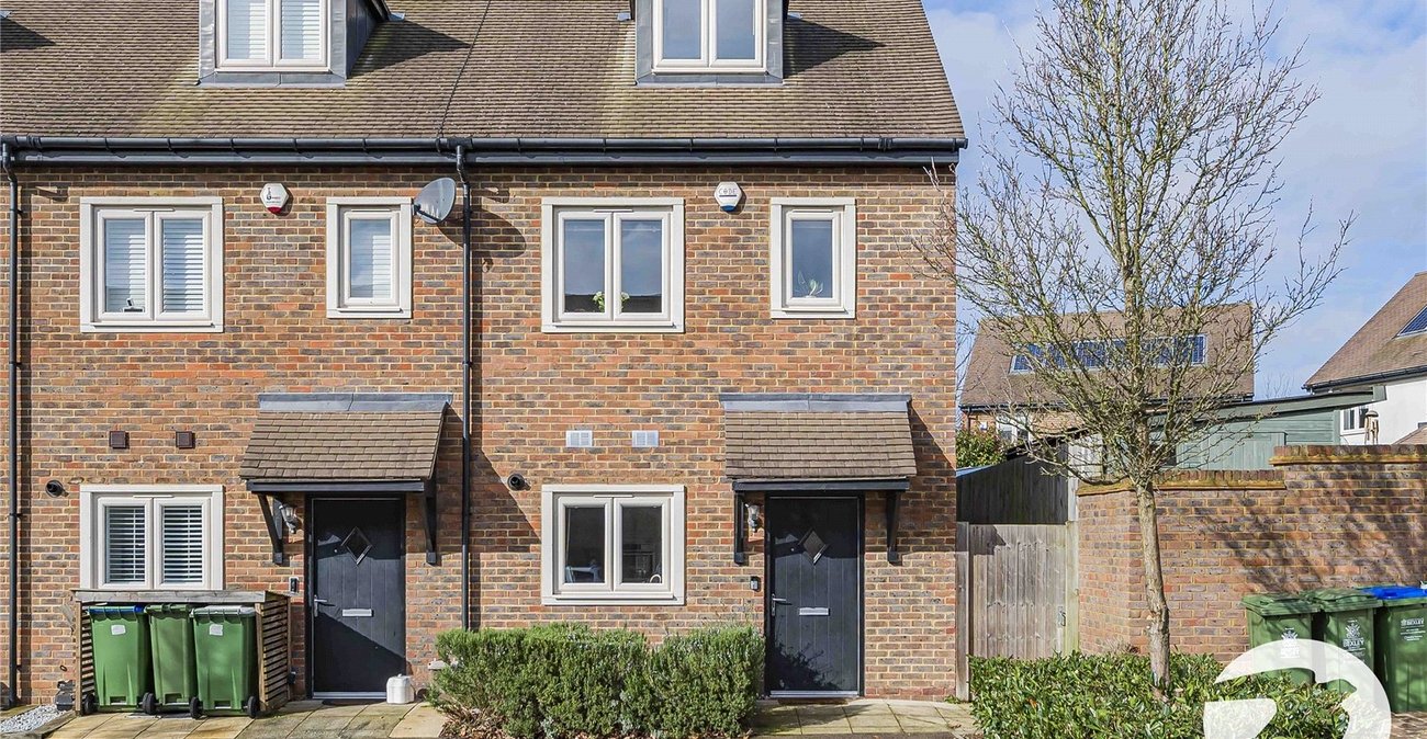 3 bedroom property for sale in Welling | Robinson Jackson