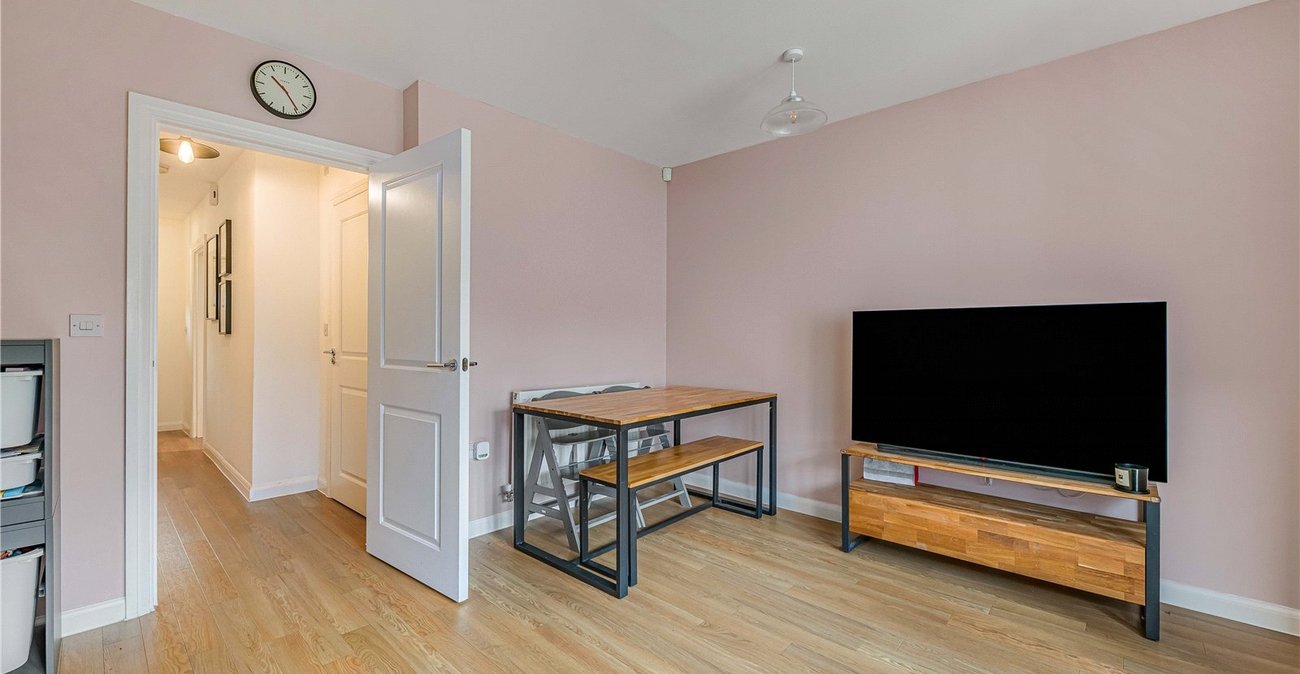 3 bedroom property for sale in Welling | Robinson Jackson