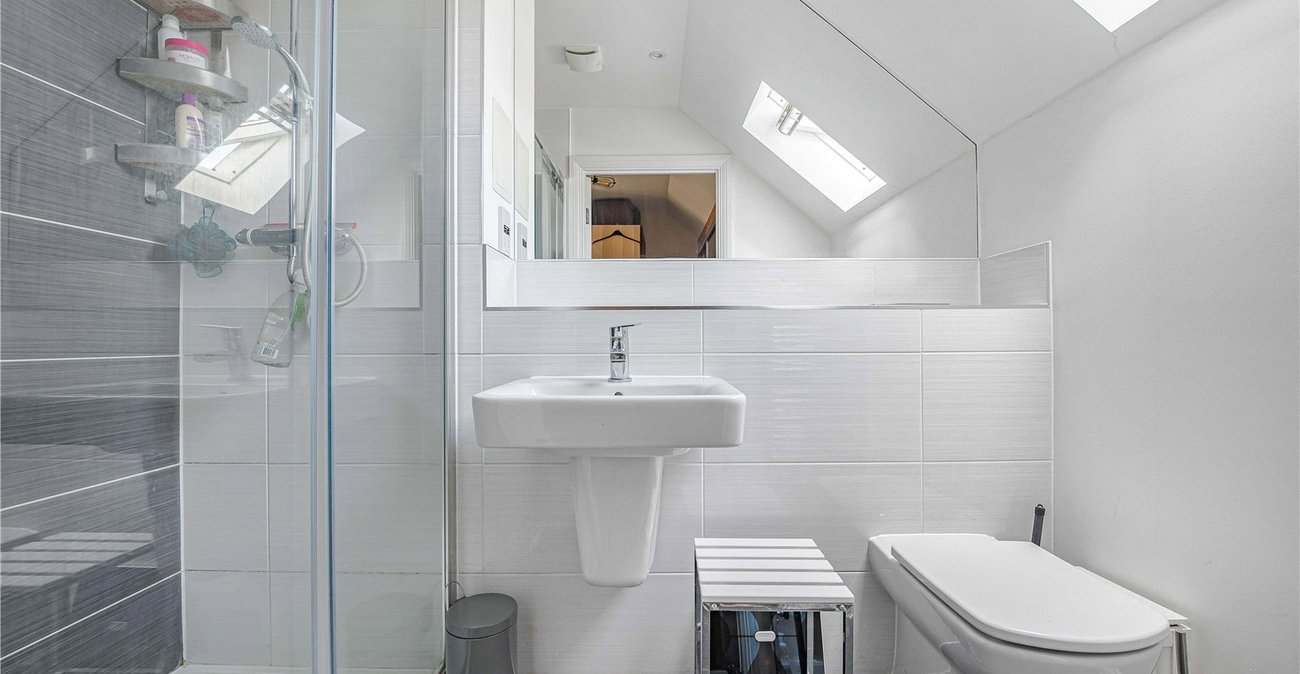 3 bedroom property for sale in Welling | Robinson Jackson