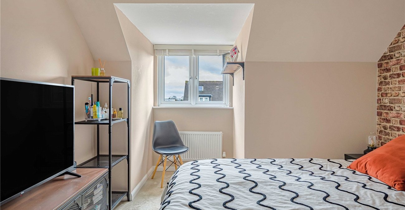 3 bedroom property for sale in Welling | Robinson Jackson