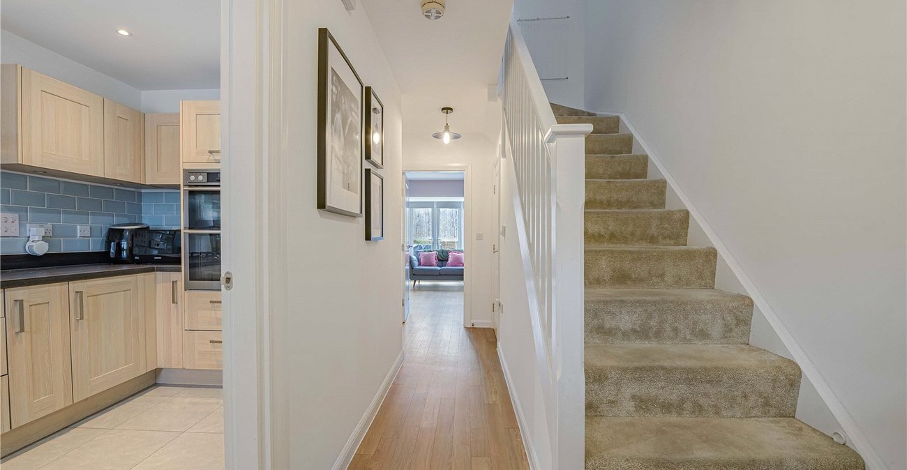 3 bedroom property for sale in Welling | Robinson Jackson