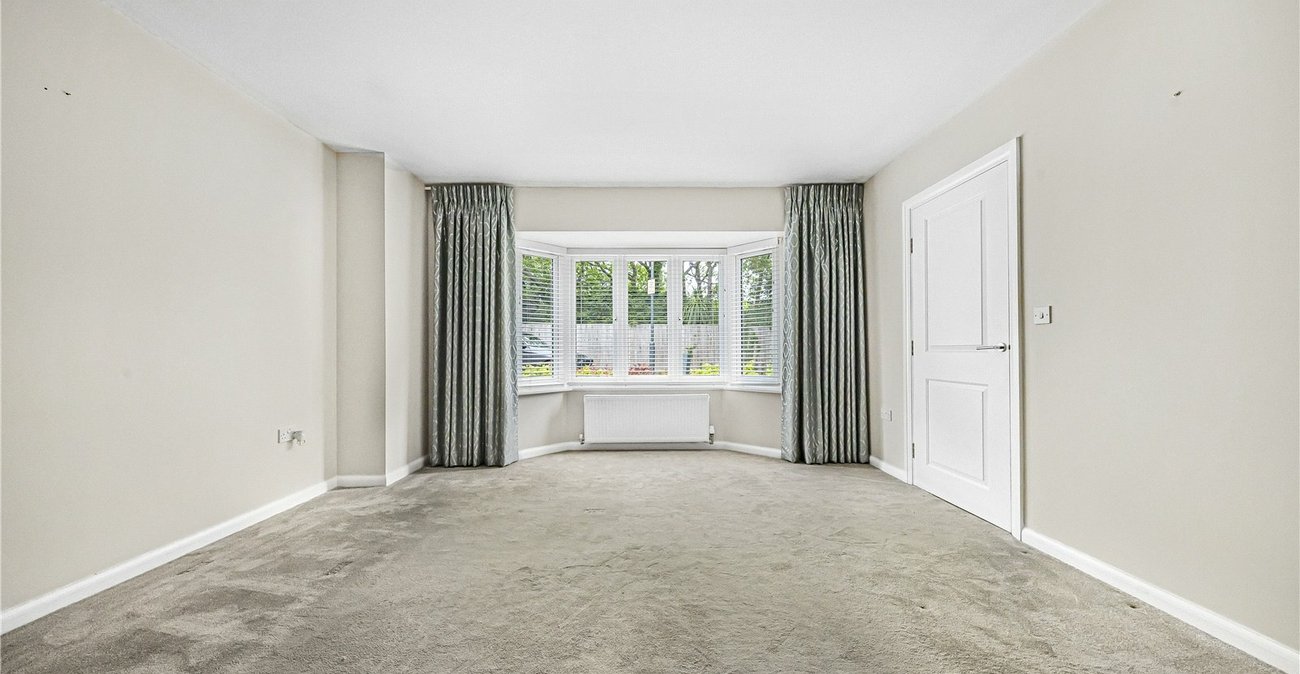 4 bedroom house for sale in Welling | Robinson Jackson