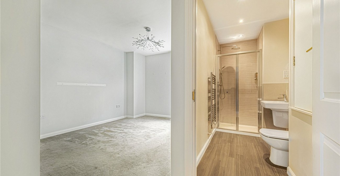 4 bedroom house for sale in Welling | Robinson Jackson