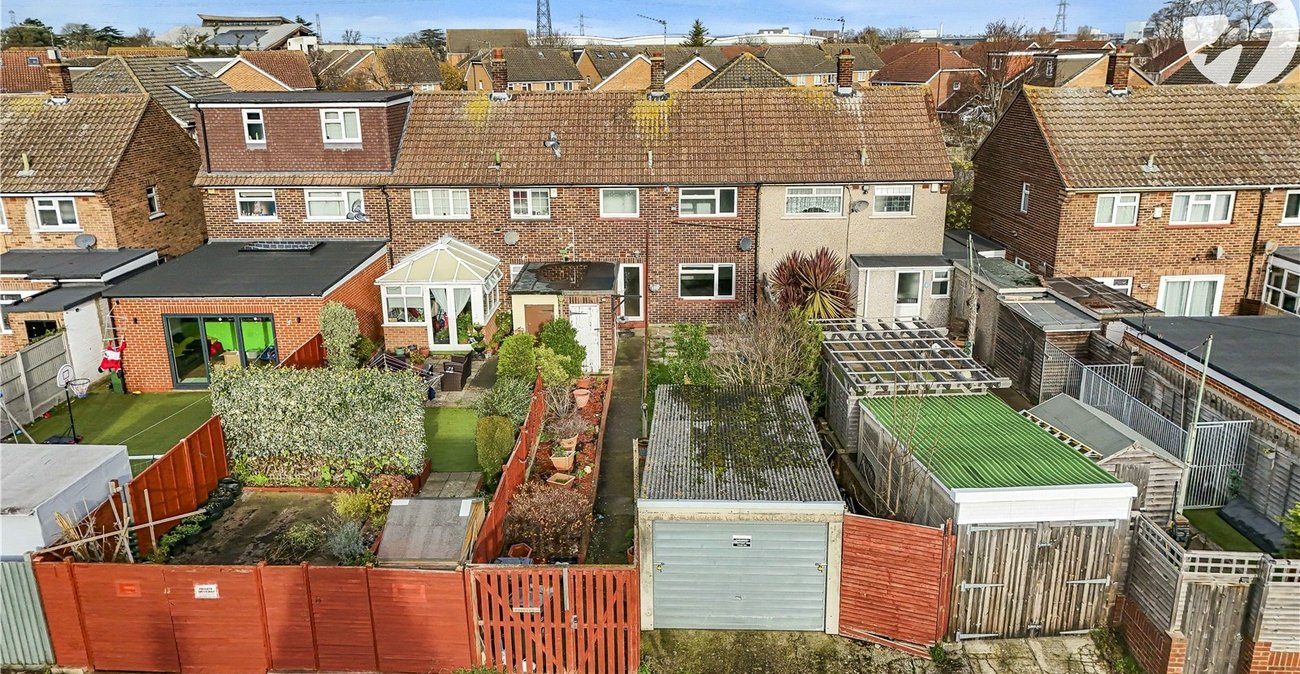 2 bedroom house for sale in Dartford | Robinson Jackson