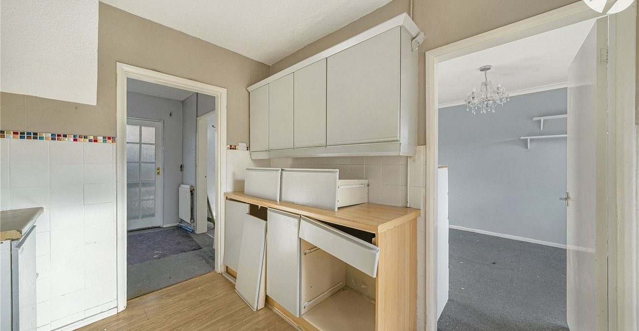 2 bedroom house for sale in Dartford | Robinson Jackson