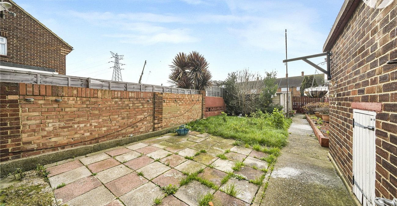 2 bedroom house for sale in Dartford | Robinson Jackson
