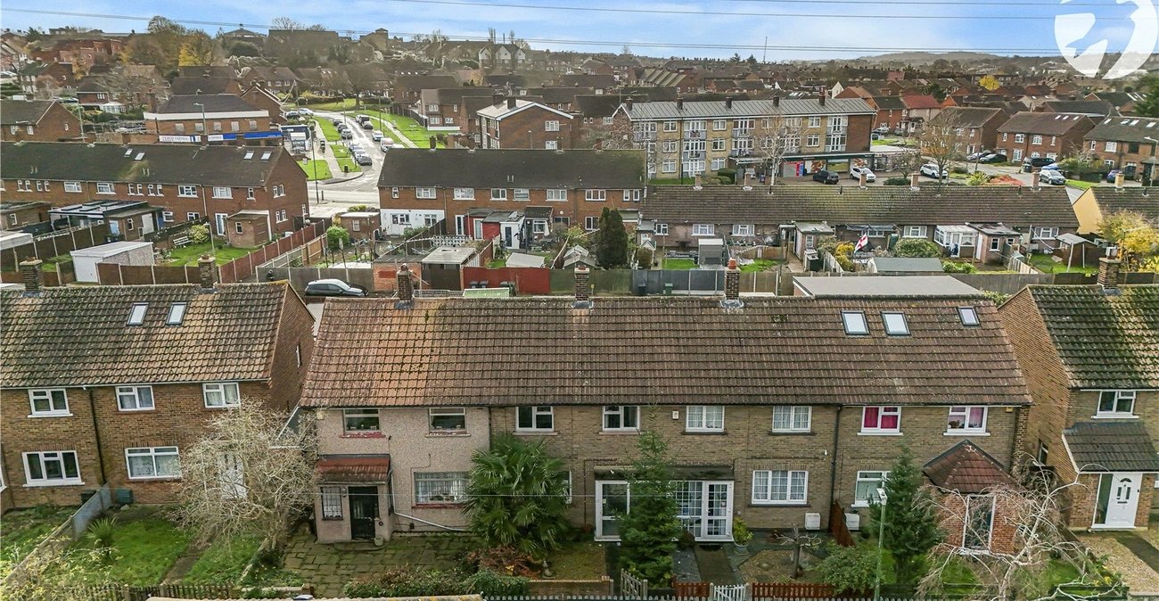 2 bedroom house for sale in Dartford | Robinson Jackson