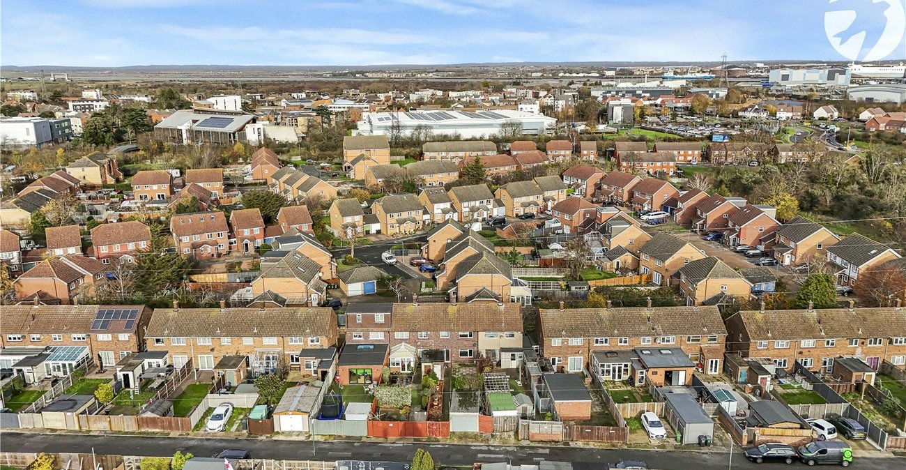 2 bedroom house for sale in Dartford | Robinson Jackson