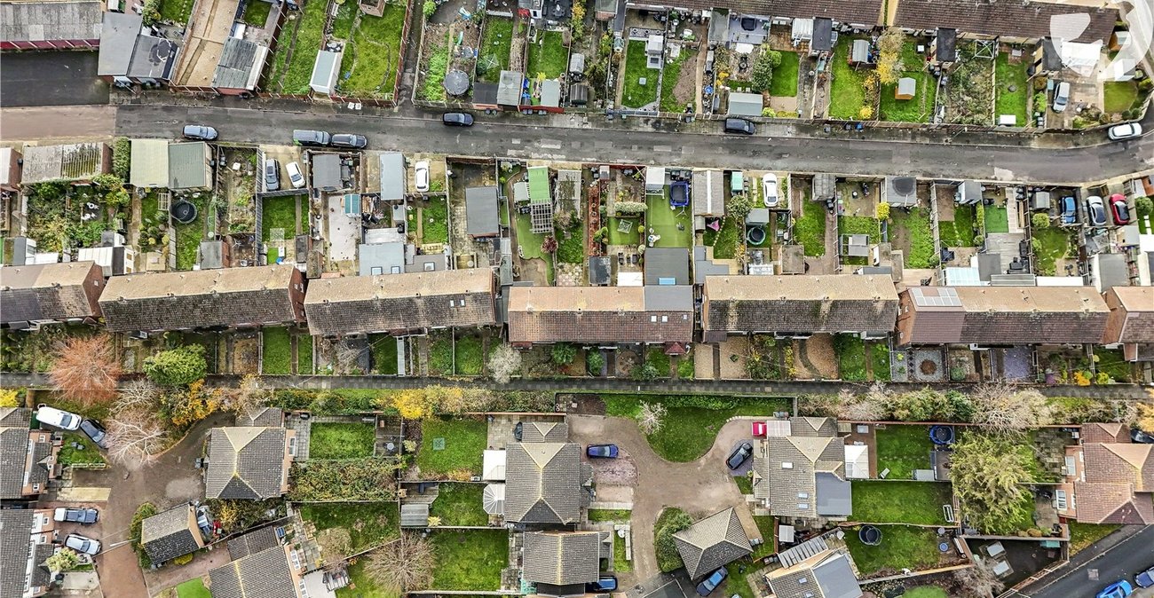 2 bedroom house for sale in Dartford | Robinson Jackson