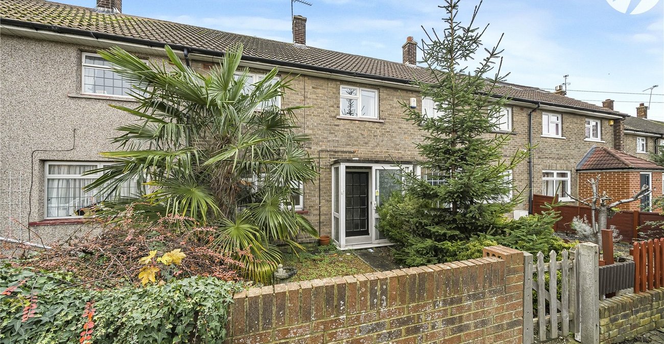 2 bedroom house for sale in Dartford | Robinson Jackson