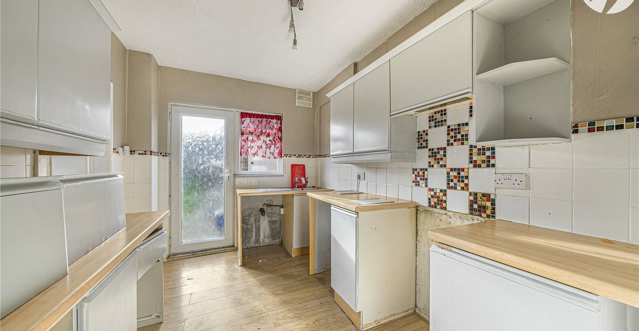 2 bedroom house for sale in Dartford | Robinson Jackson