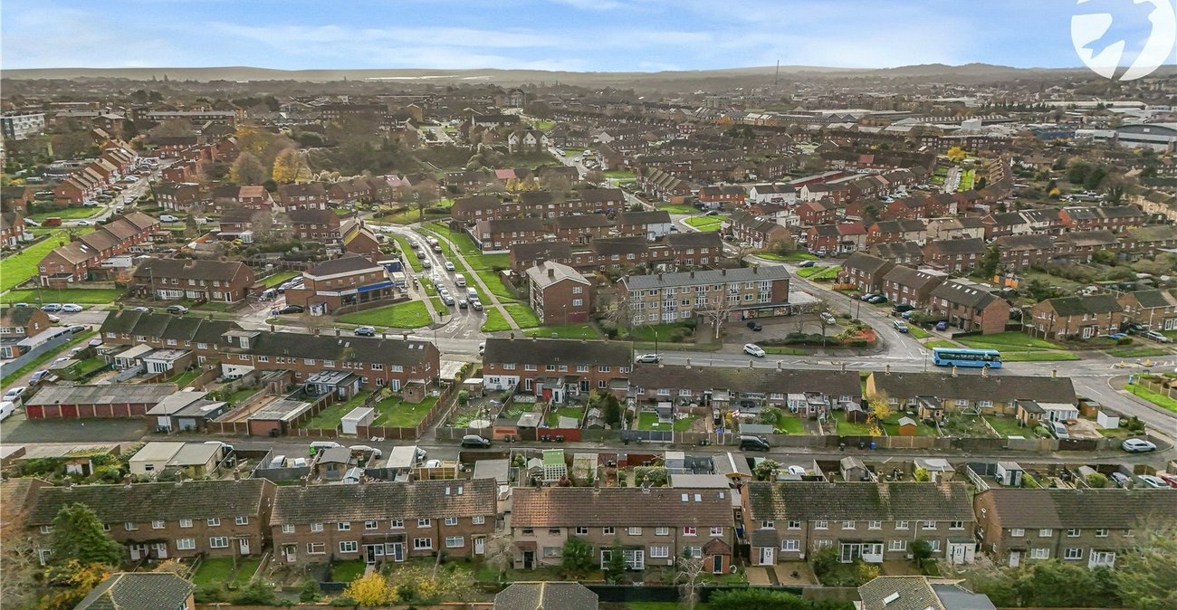 2 bedroom house for sale in Dartford | Robinson Jackson