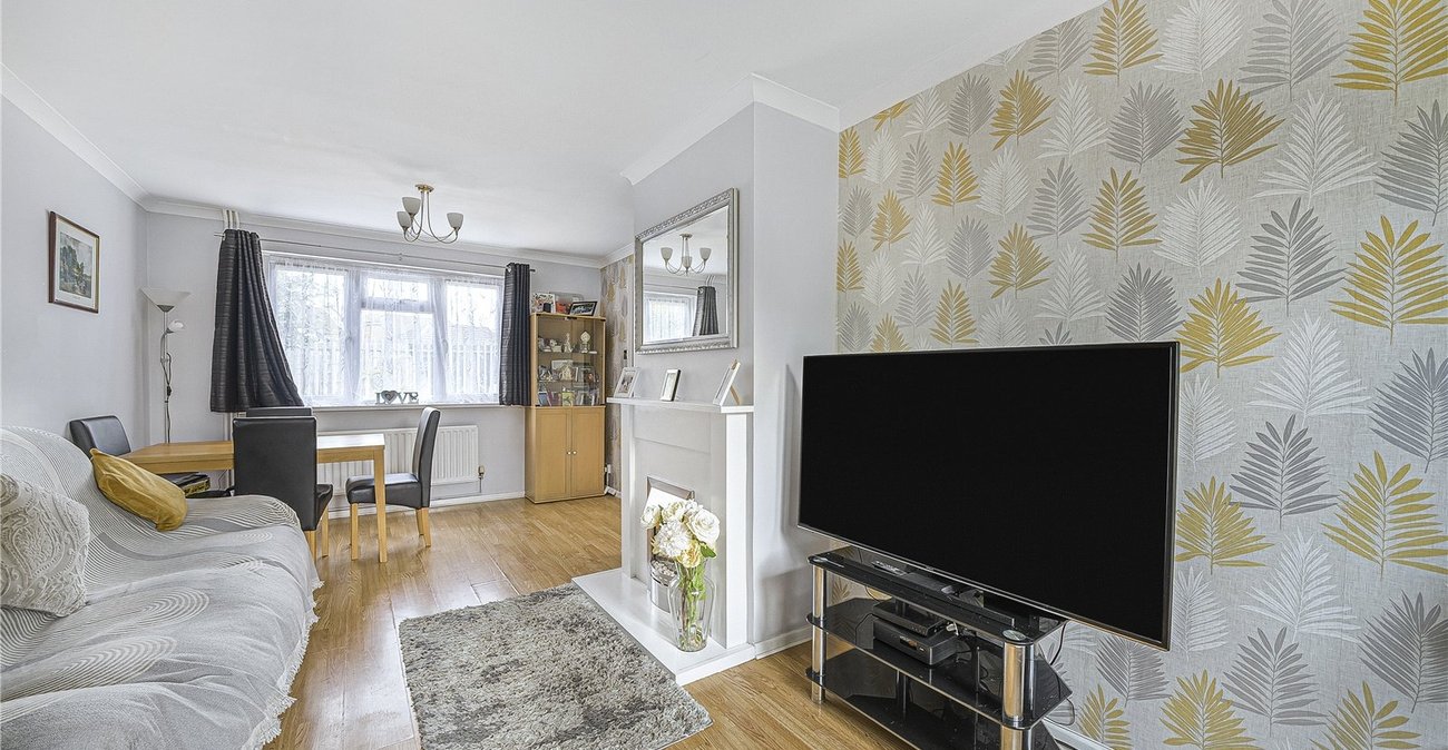 2 bedroom house for sale in Dartford | Robinson Jackson