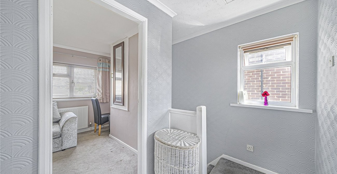2 bedroom house for sale in Dartford | Robinson Jackson