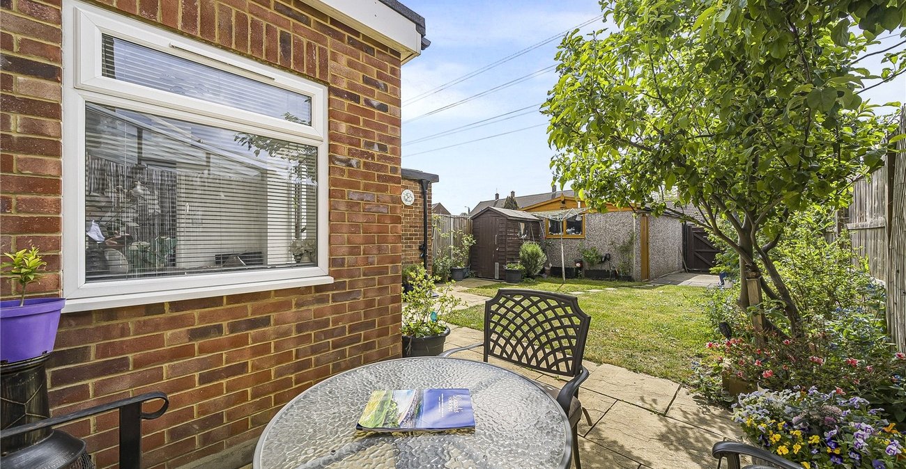 2 bedroom house for sale in Dartford | Robinson Jackson