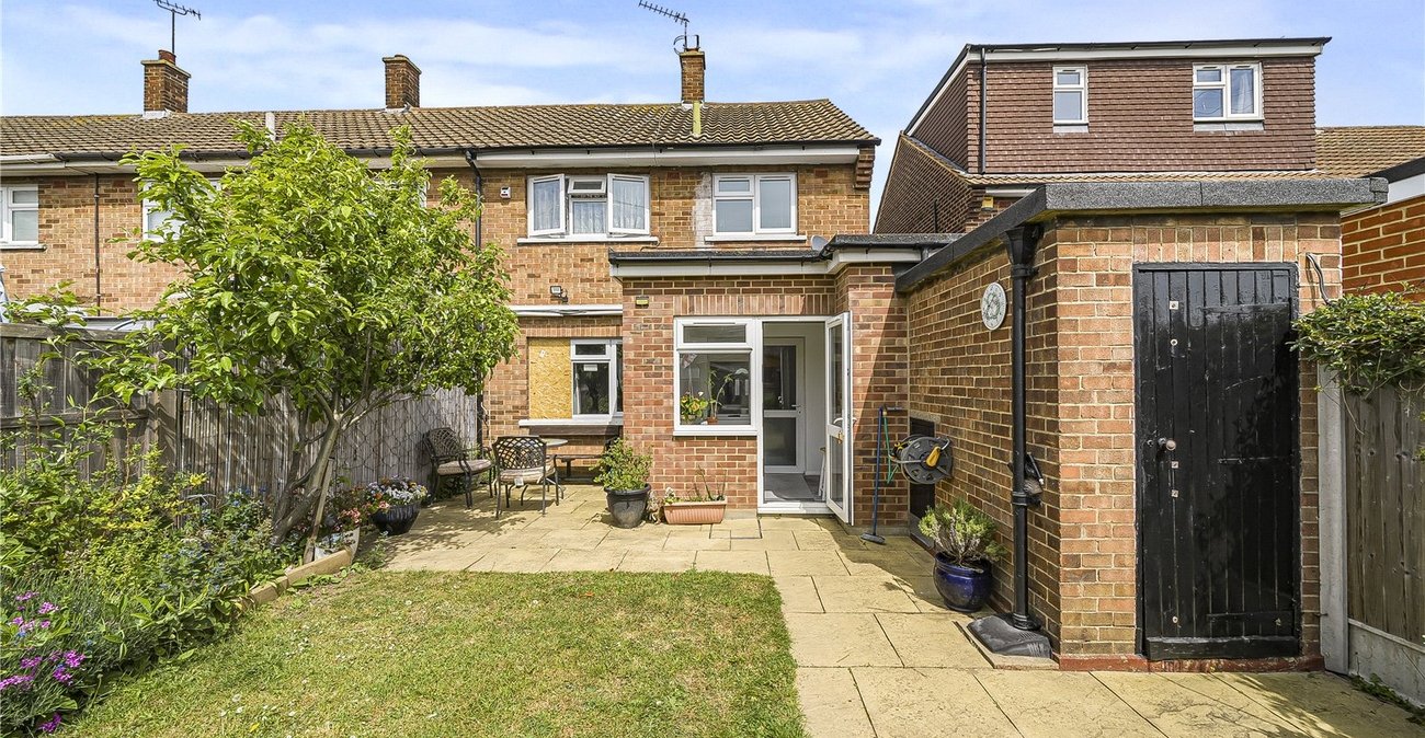 2 bedroom house for sale in Dartford | Robinson Jackson