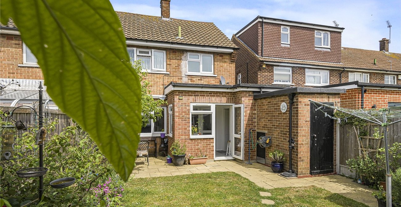 2 bedroom house for sale in Dartford | Robinson Jackson