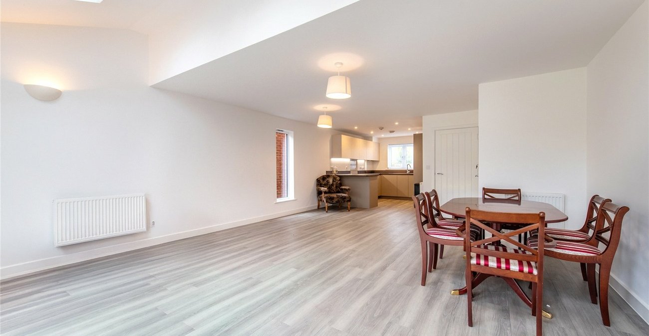 3 bedroom house for sale in Northfleet | Robinson Michael & Jackson