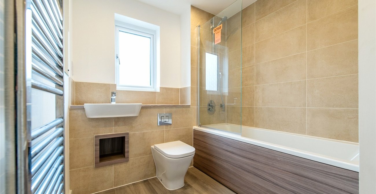 3 bedroom house for sale in Northfleet | Robinson Michael & Jackson