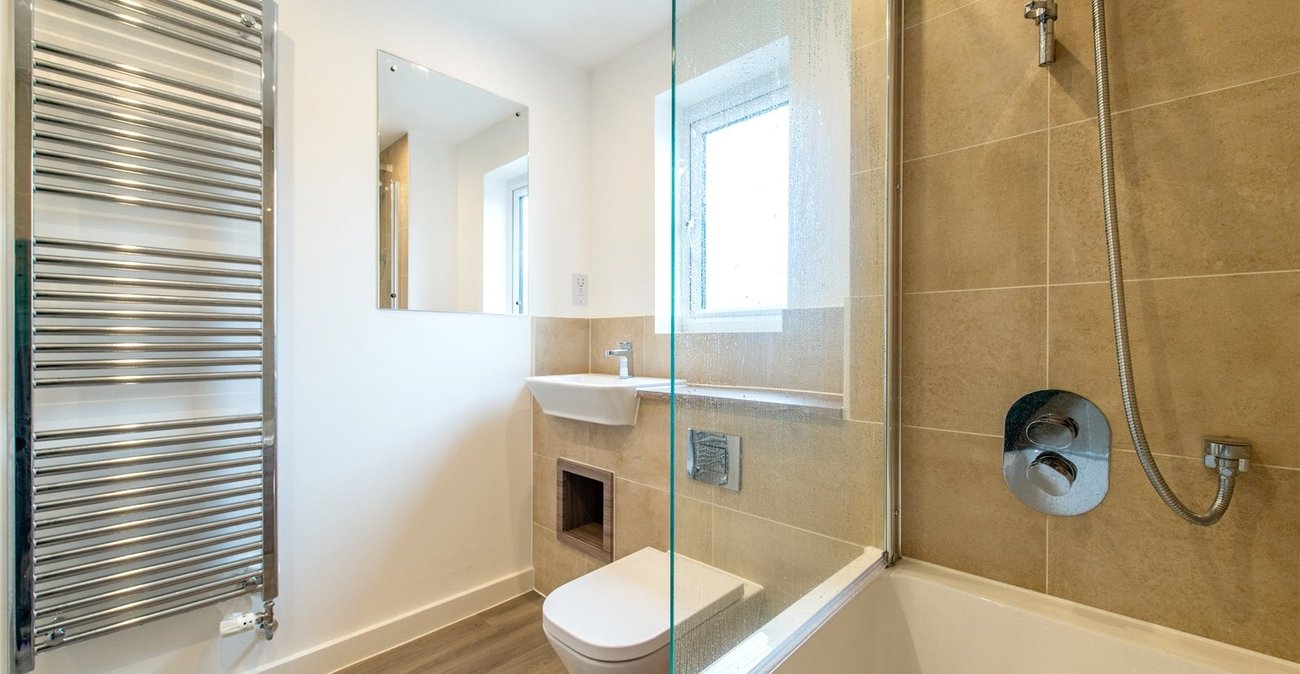 3 bedroom house for sale in Northfleet | Robinson Michael & Jackson