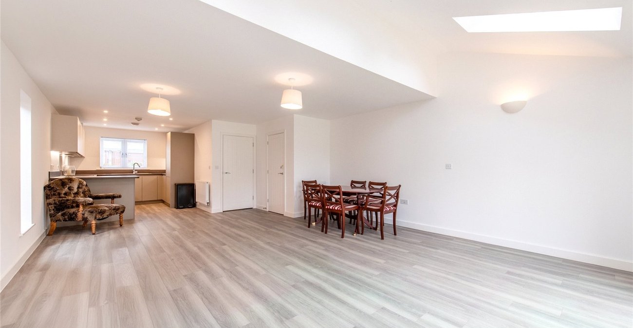 3 bedroom house for sale in Northfleet | Robinson Michael & Jackson