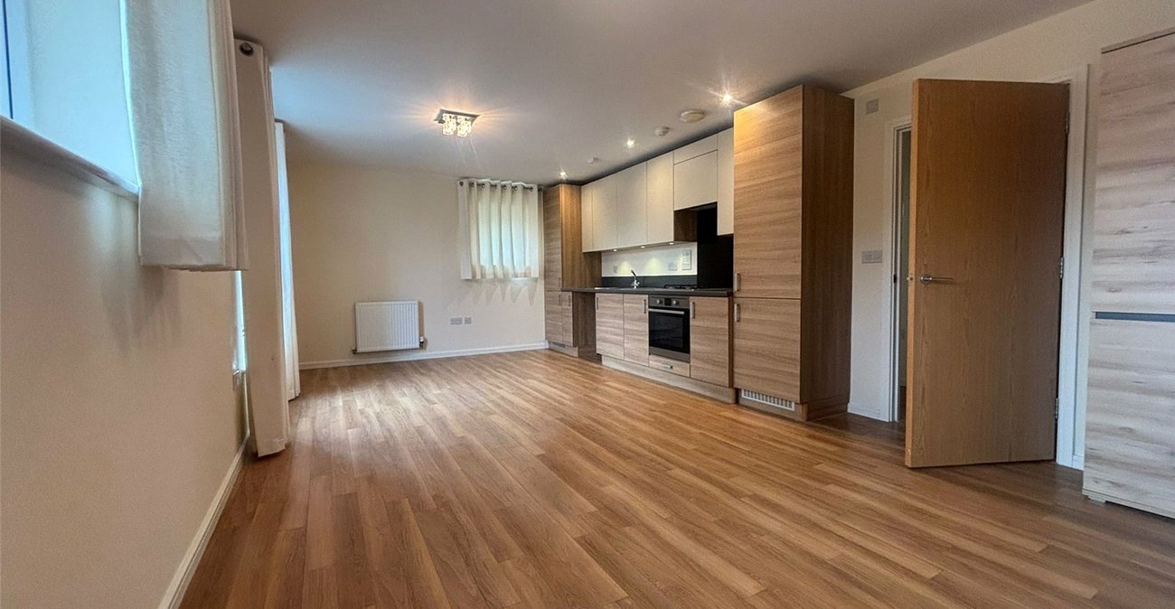 1 bedroom property for sale in Springhead Parkway | Robinson Michael & Jackson