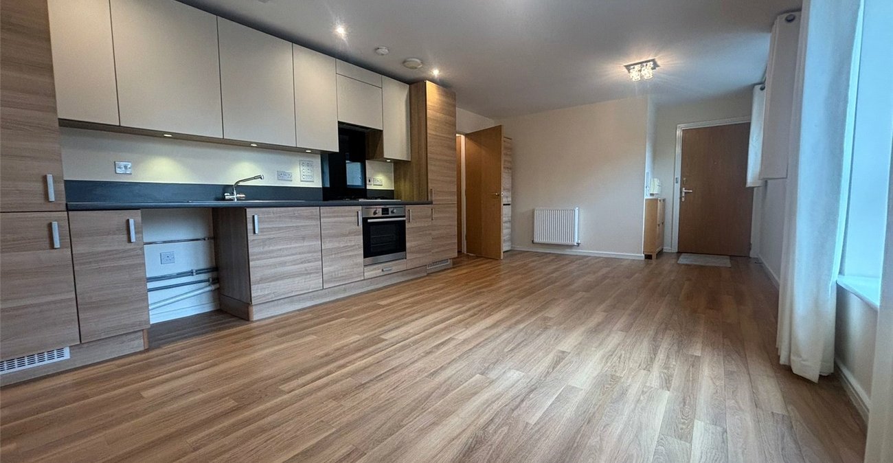 1 bedroom property for sale in Springhead Parkway | Robinson Michael & Jackson