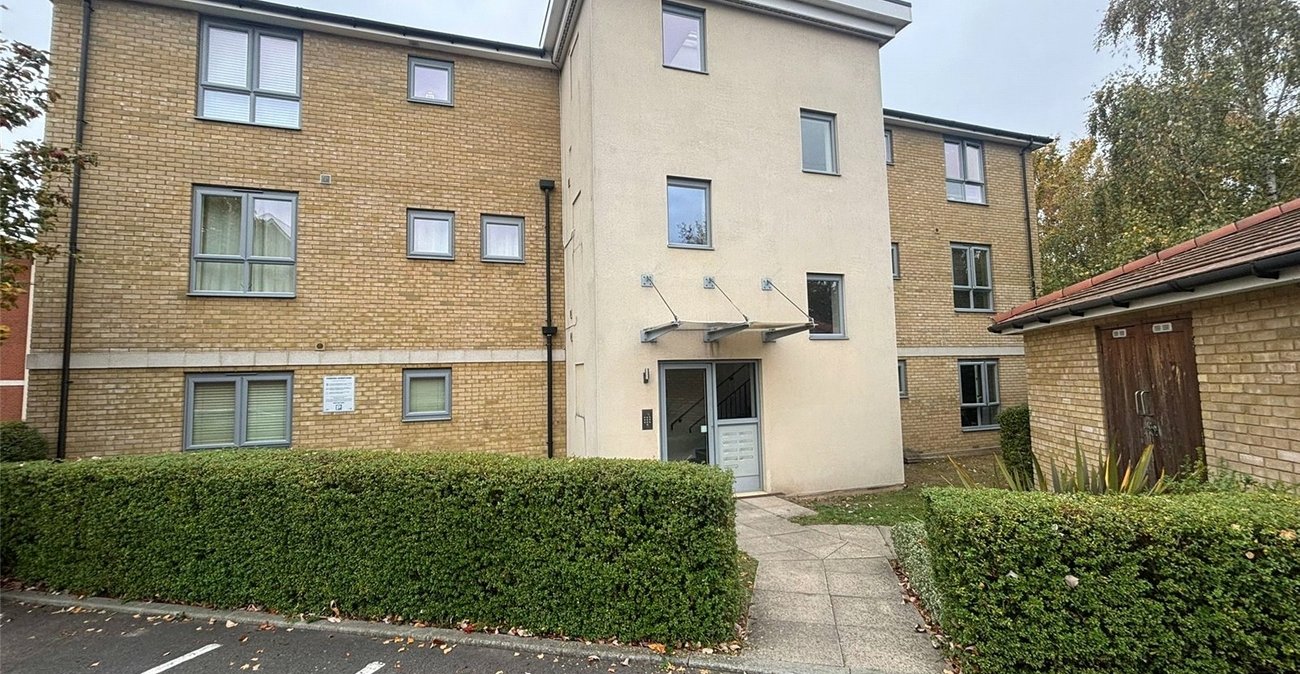 1 bedroom property for sale in Springhead Parkway | Robinson Michael & Jackson