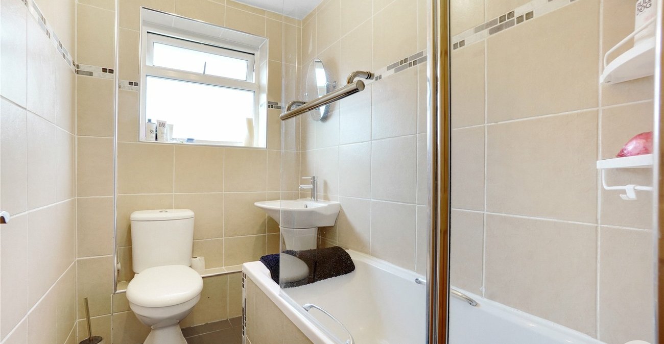 2 bedroom house for sale in Maidstone | Robinson Michael & Jackson