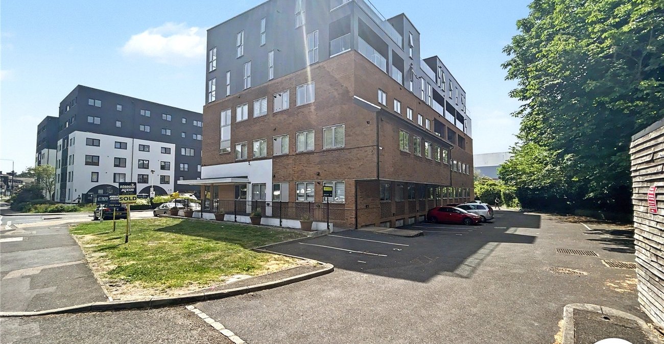 2 bedroom property for sale in 2 Progressive Close | Robinson Jackson