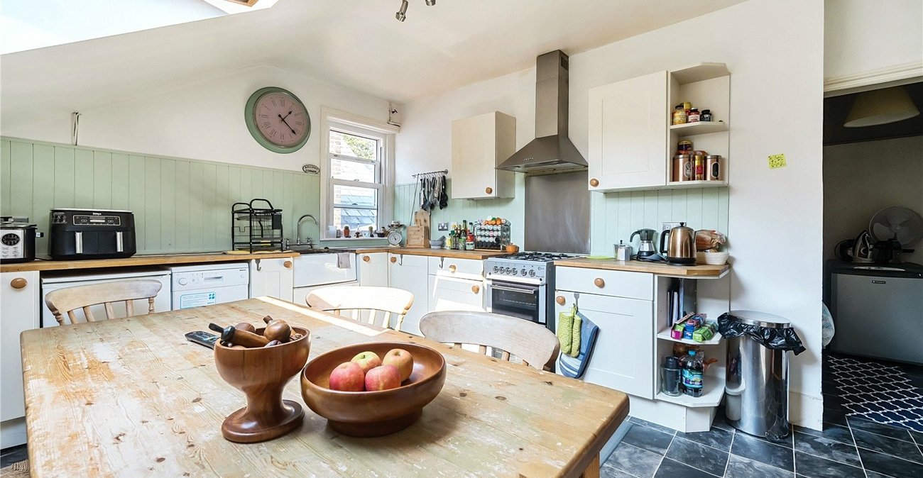 2 bedroom property for sale in  | Robinson Jackson