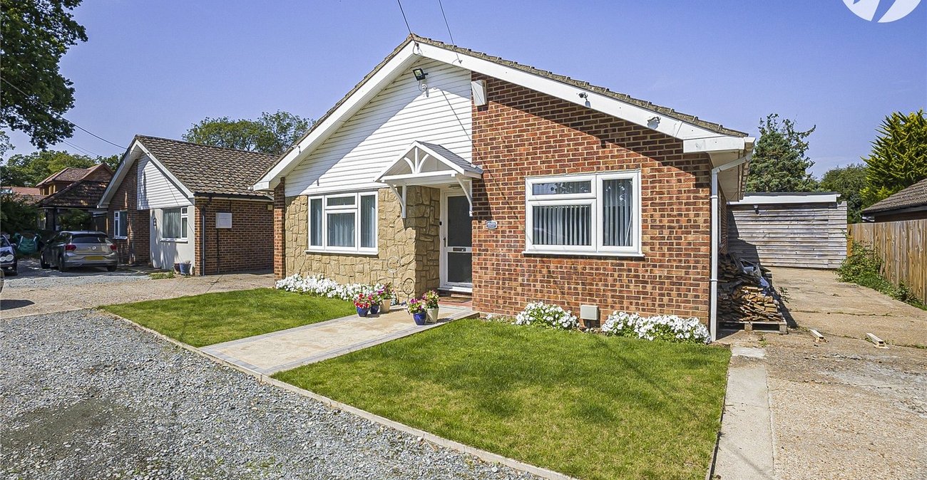 4 bedroom bungalow for sale in West Kingsdown | Robinson Jackson