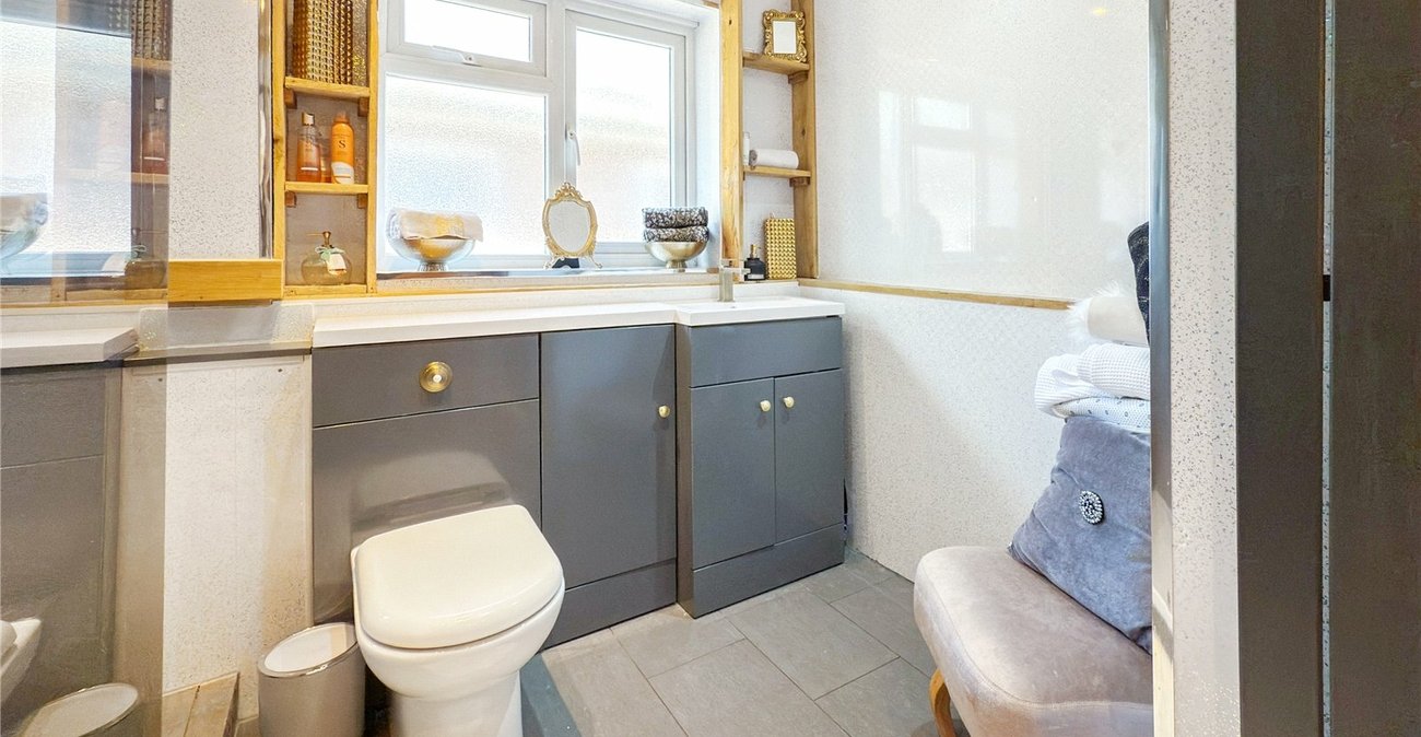 4 bedroom bungalow for sale in West Kingsdown | Robinson Jackson