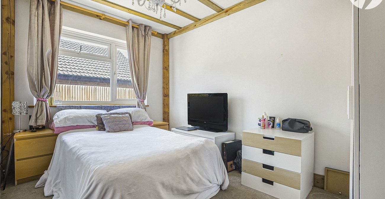 4 bedroom bungalow for sale in West Kingsdown | Robinson Jackson