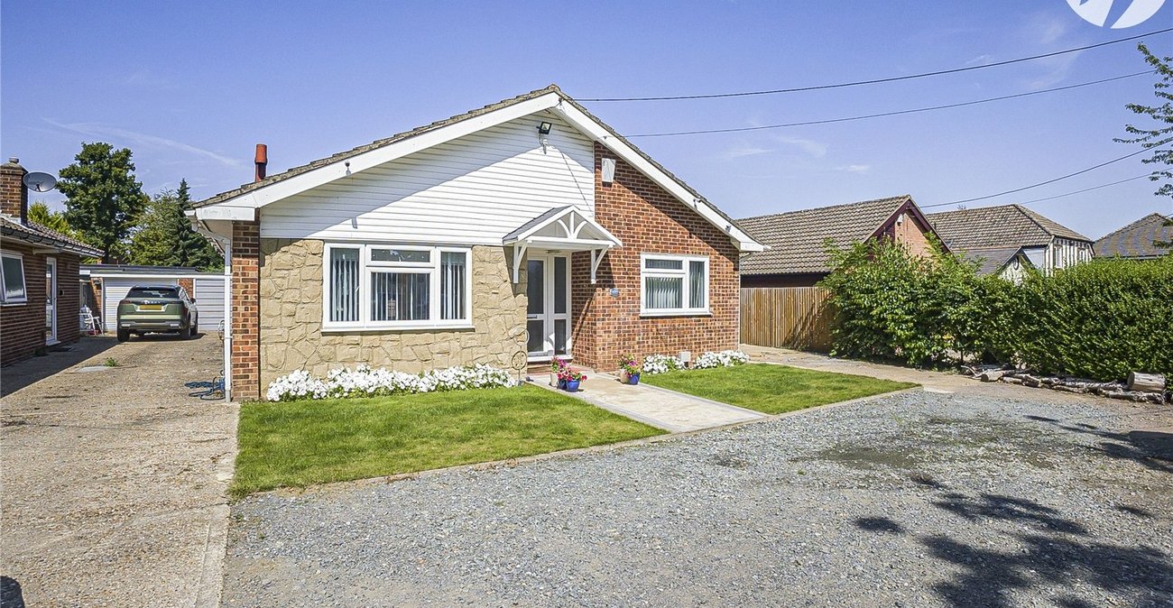 4 bedroom bungalow for sale in West Kingsdown | Robinson Jackson
