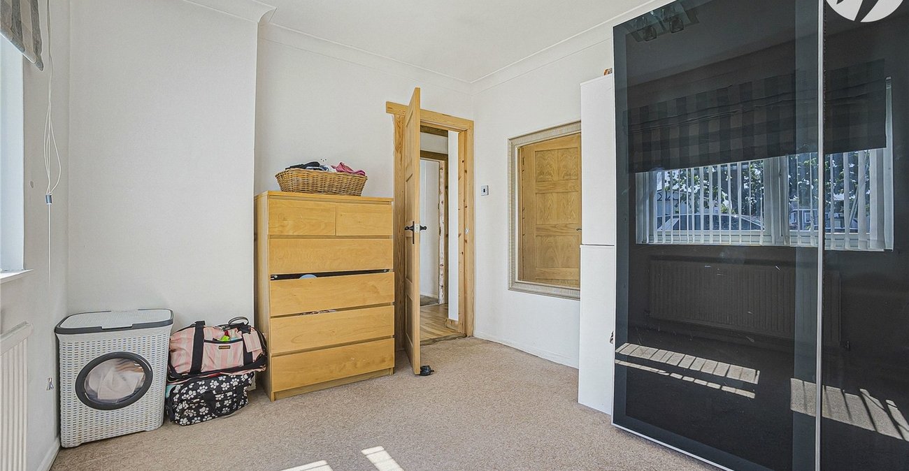 4 bedroom bungalow for sale in West Kingsdown | Robinson Jackson