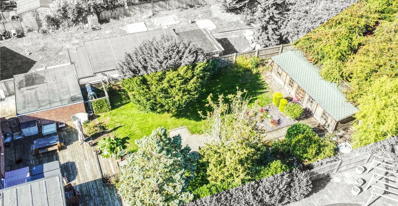 4 bedroom bungalow for sale in West Kingsdown | Robinson Jackson