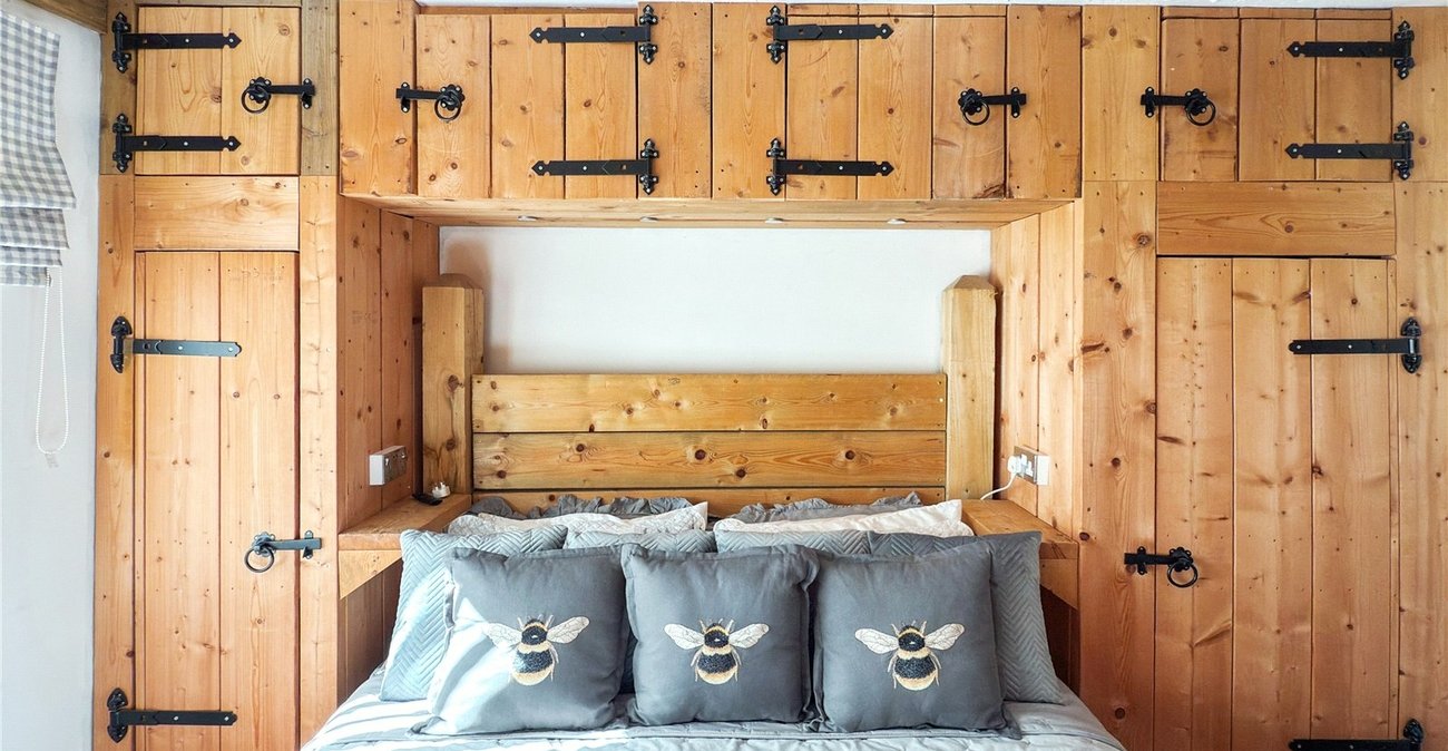 4 bedroom bungalow for sale in West Kingsdown | Robinson Jackson