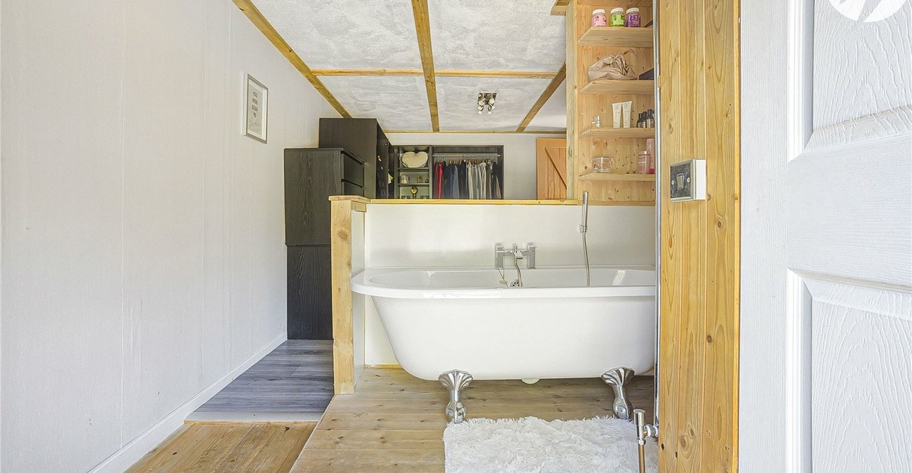 4 bedroom bungalow for sale in West Kingsdown | Robinson Jackson